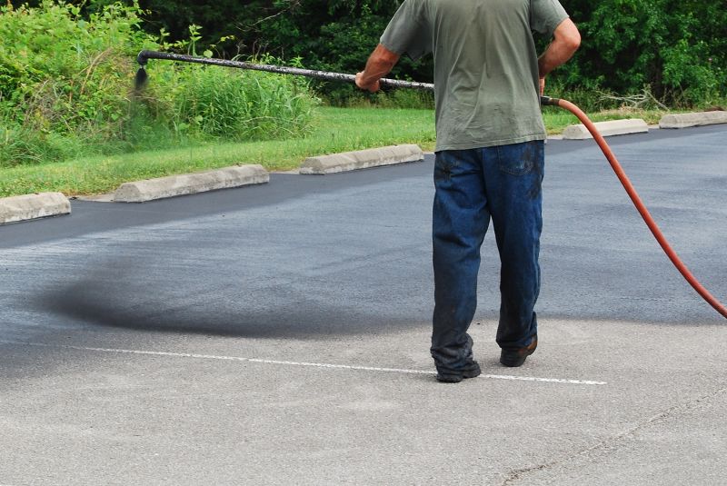 Blacktop Sealcoating